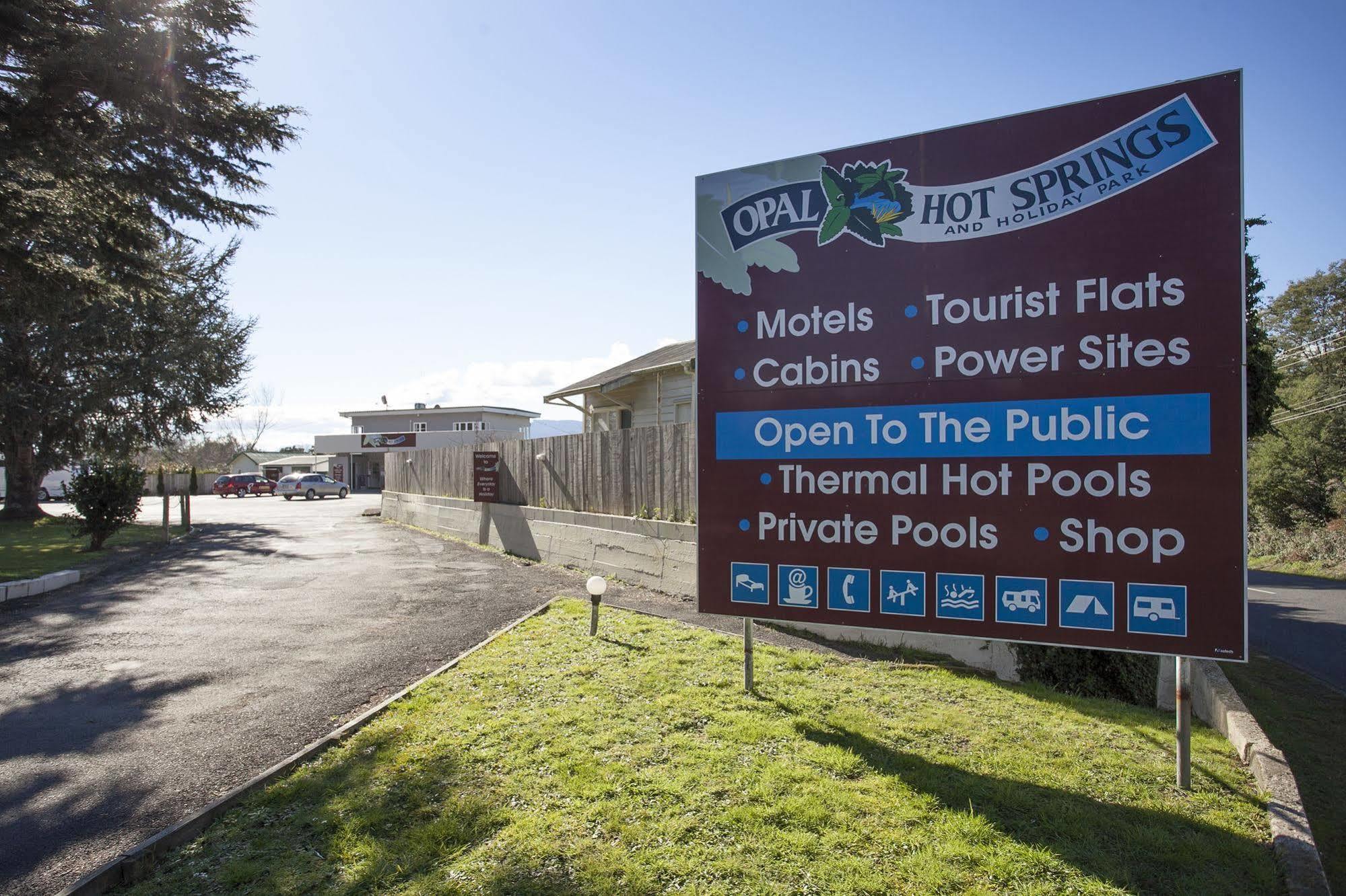 Opal Hot Springs & Holiday Park Okauia Buitenkant foto